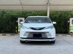 Toyota Sienna 2021 2.5L Hybrid Platinum Edition - ფოტო 2