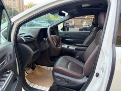 Toyota Sienna 2021 2.5L Hybrid Platinum Edition - ფოტო 4