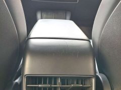Tesla Model Y Rear-Wheel Drive - ფოტო 12