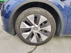 Tesla Model Y Rear-Wheel Drive - ფოტო 5
