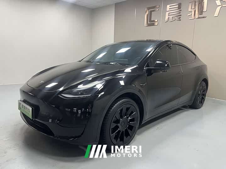Tesla Model Y Facelift Rear-Wheel Drive