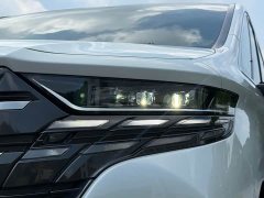 Toyota Alphard Hybrid 2.5L Premium Edition - ფოტო 4