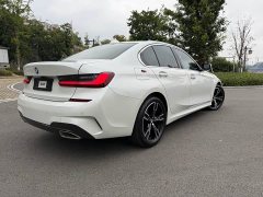 BMW 3 Series 325i M Sport Package - ფოტო 4