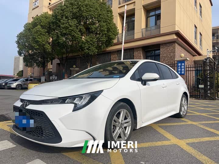Toyota Corolla TNGA 1.5L CVT Base