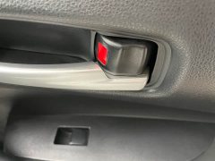 Toyota Corolla TNGA 1.5L CVT Base - ფოტო 19