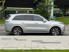Li Auto L8 Max - ფოტო 4