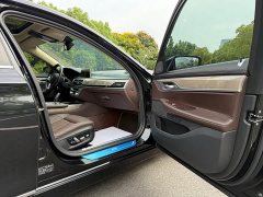 BMW 7 Series 740Li Premier Luxury Package - ფოტო 17