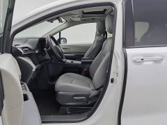 Toyota Gravia 2.5L Hybrid Comfort Edition - ფოტო 10