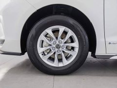 Toyota Gravia 2.5L Hybrid Comfort Edition - ფოტო 17