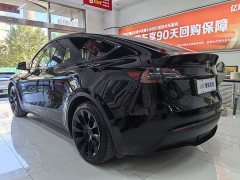 Tesla Model Y Standard Range RWD - ფოტო 15