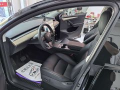 Tesla Model Y Standard Range RWD - ფოტო 4