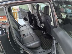 Tesla Model Y Standard Range RWD - ფოტო 9