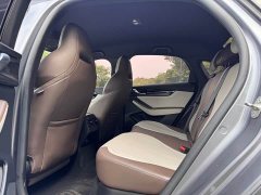 BYD Qin PLUS Glory Edition DM-i 55KM Leading - ფოტო 11