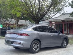 BYD Qin PLUS Glory Edition DM-i 55KM Leading - ფოტო 4