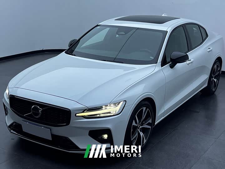 Volvo S60 2025 B5 Inscription Sport - ავტომობილი ჩინეთიდან