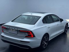 Volvo S60 2025 B5 Inscription Sport - ფოტო 11
