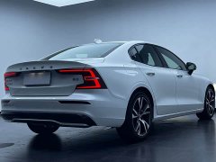 Volvo S60 2025 B5 Inscription Sport - ფოტო 12