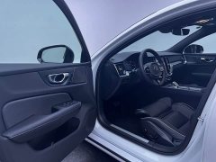 Volvo S60 2025 B5 Inscription Sport - ფოტო 15