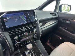 Lexus LM 2020 300h Four-Seat Royal Edition - ფოტო 16