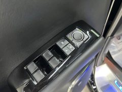 Lexus LM 2020 300h Four-Seat Royal Edition - ფოტო 5