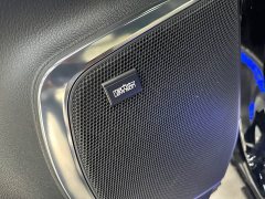 Lexus LM 2020 300h Four-Seat Royal Edition - ფოტო 6