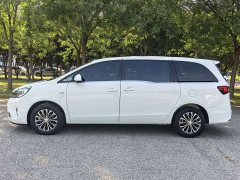 Buick GL8 Land Business Class 652T Comfort - ფოტო 4