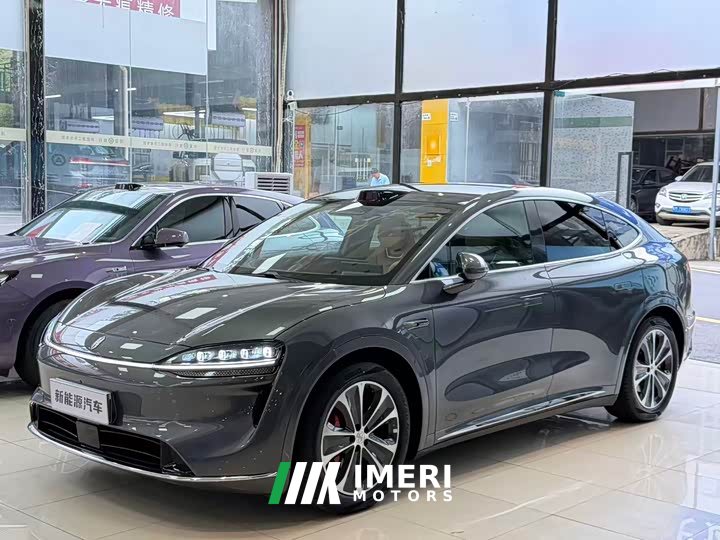 Luxeed Zhiji R7 Extended Range Ultra (192-channel LiDAR) - car from China