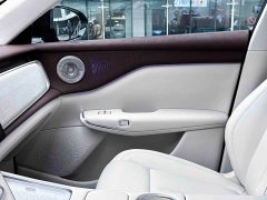 Voyah Lantu Zhiyin Four-Wheel Drive Qiankun Edition - ფოტო 18