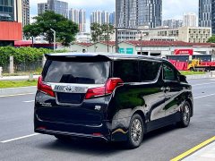 Toyota Alphard 2021 Hybrid 2.5L Premium Edition - ფოტო 13