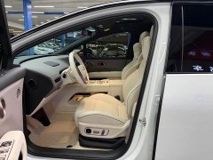 Li Auto i6 Four-Wheel Drive Standard Edition - ფოტო 5