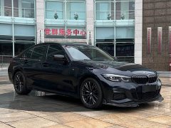 BMW 3 Series 325i M Sport Night Edition Package - ფოტო 3
