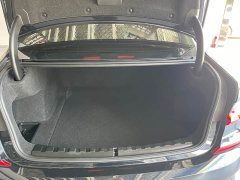 BMW 3 Series 325i M Sport Package - ფოტო 19