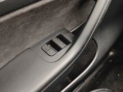 Tesla Model Y 2021 Performance All-Wheel Drive - ფოტო 18