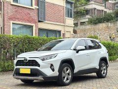 Toyota RAV4 2022 2.0L CVT FWD Fashion Plus - ფოტო 1