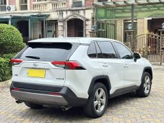 Toyota RAV4 2022 2.0L CVT FWD Fashion Plus - ფოტო 4