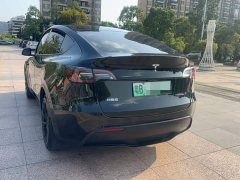 Tesla Model Y Standard Range RWD - ფოტო 6