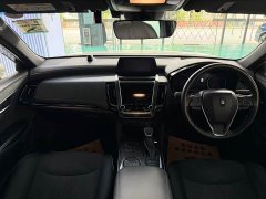 Toyota Crown (Imported) 2024 Sedan Japan Version - ფოტო 9