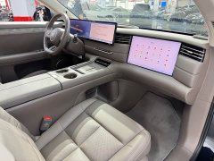 IM Motors Zhiji LS6 Extended Range 66 Max - photo 9