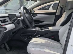 BYD Dolphin 06 DM-i Touring DM-i 150KM Flagship - ფოტო 4