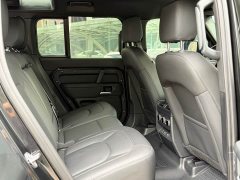 Land Rover Defender 110 - ფოტო 17