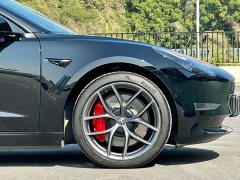 Tesla Model 3 Performance All-Wheel Drive - ფოტო 10
