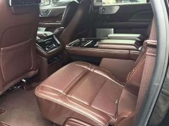 Lincoln Navigator 2020 3.5T Long Wheelbase Presidential Edition - ფოტო 8