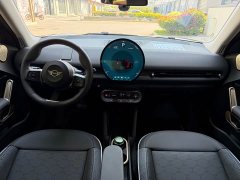 BMW 2024 Electric MINI ACEMAN E Classic Edition - ფოტო 12