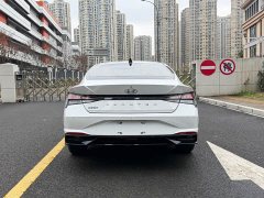 Hyundai Elantra 2022 1.5L CVT Luxury - ფოტო 5