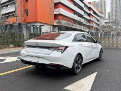 Hyundai Elantra 2022 1.5L CVT Luxury - ფოტო 6