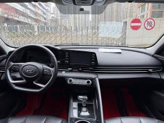 Hyundai Elantra 2022 1.5L CVT Luxury - ფოტო 9