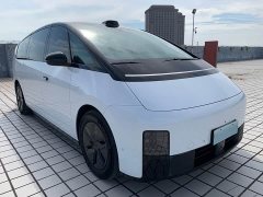 Li Auto Li Xiang MEGA 2024 Ultra - ფოტო 3