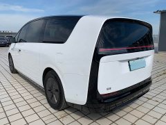 Li Auto Li Xiang MEGA 2024 Ultra - ფოტო 4