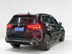 BMW X5 2022 xDrive 30Li Luxury M Sport Package - ფოტო 4