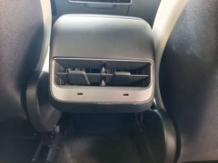 Tesla Model Y Rear-Wheel Drive - ფოტო 14